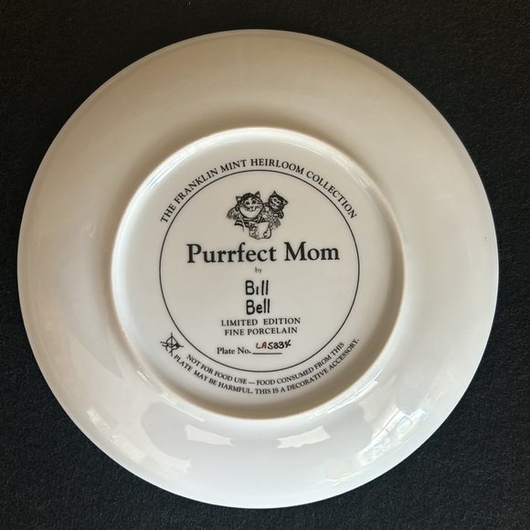 Franklin Mint Heirloom - Bill Bell Limited Edition "Purrfect Mom" - Picture 2 of 3